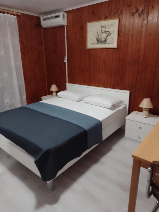 Apartments Petkovic クチフェ エクステリア 写真